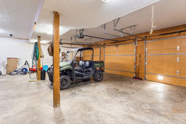 22011 Coyote Ridge Road, Cassville, MO 65625