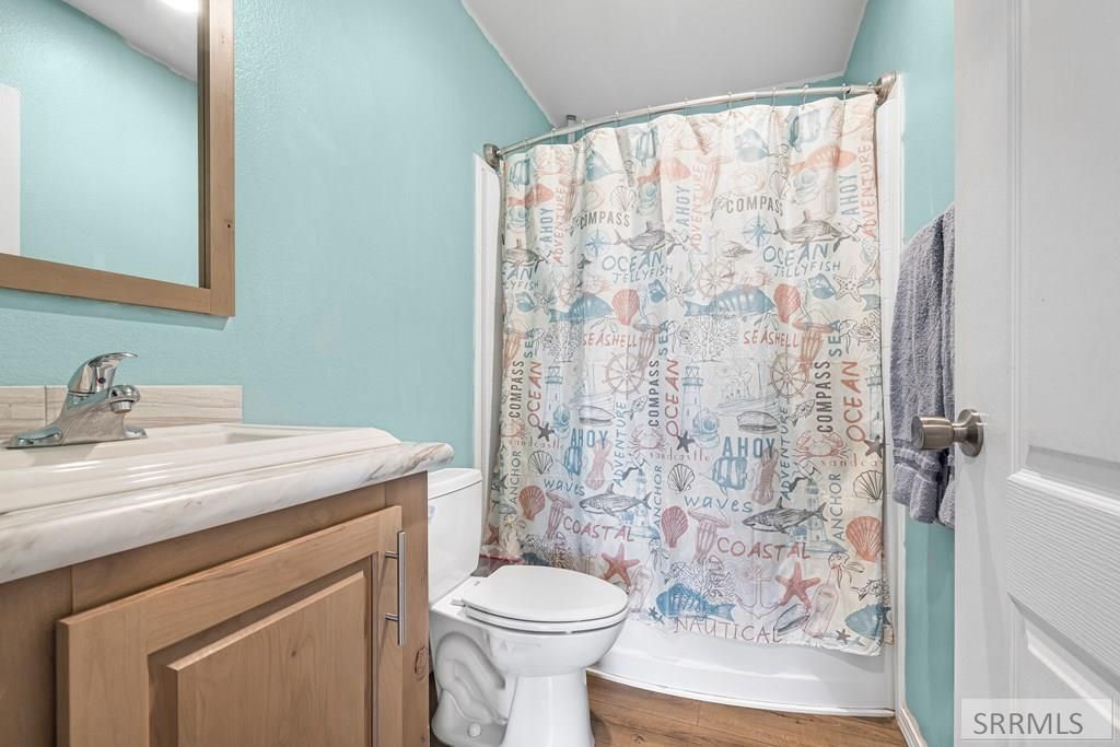 Image 17 of property listing at 283 N 2270 E, St Anthony, ID 83445