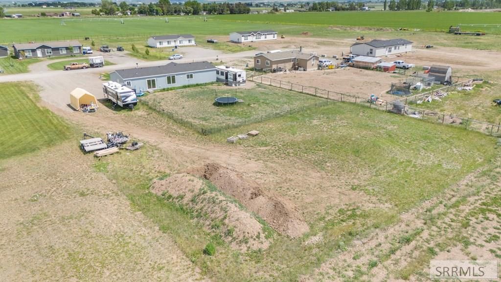 Image 23 of property listing at 283 N 2270 E, St Anthony, ID 83445