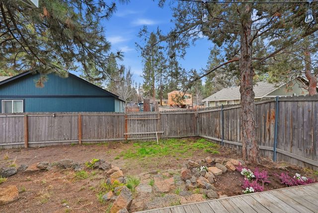 60987 Lodgepole Drive, Bend, OR 97702