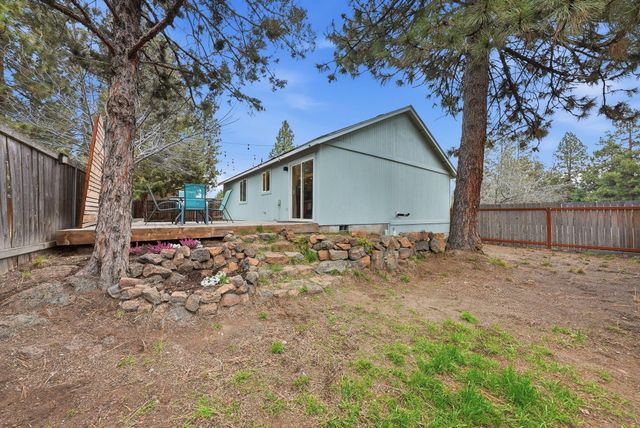 60987 Lodgepole Drive, Bend, OR 97702