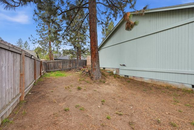 60987 Lodgepole Drive, Bend, OR 97702