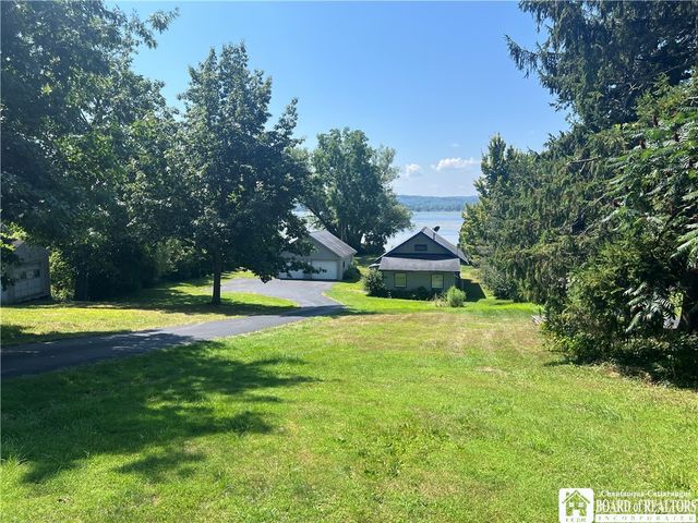 3479 Old Fluvanna Road, Ellicott, NY 14701