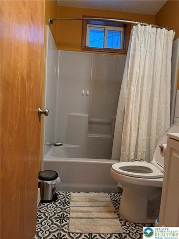 122 Spencer, Penn Forest Twp, PA 18210