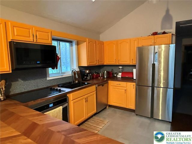 122 Spencer, Penn Forest Twp, PA 18210