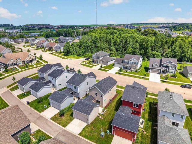 610 Sugar Maple Lane, Verona, WI 53593