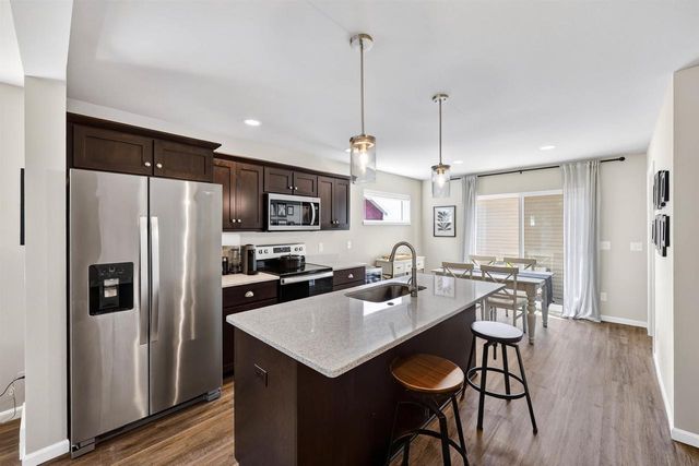 610 Sugar Maple Lane, Verona, WI 53593
