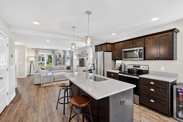 610 Sugar Maple Lane, Verona, WI 53593