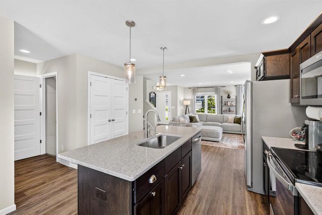610 Sugar Maple Lane, Verona, WI 53593