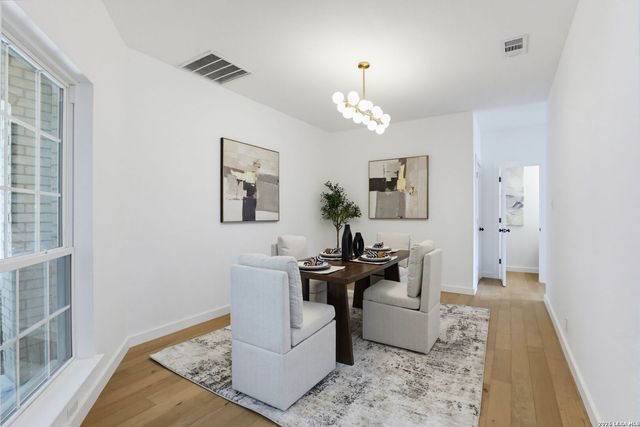 38 MORGANS BLF, San Antonio, TX 78216