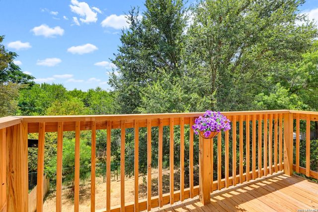 38 MORGANS BLF, San Antonio, TX 78216