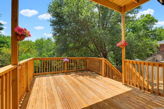 38 MORGANS BLF, San Antonio, TX 78216