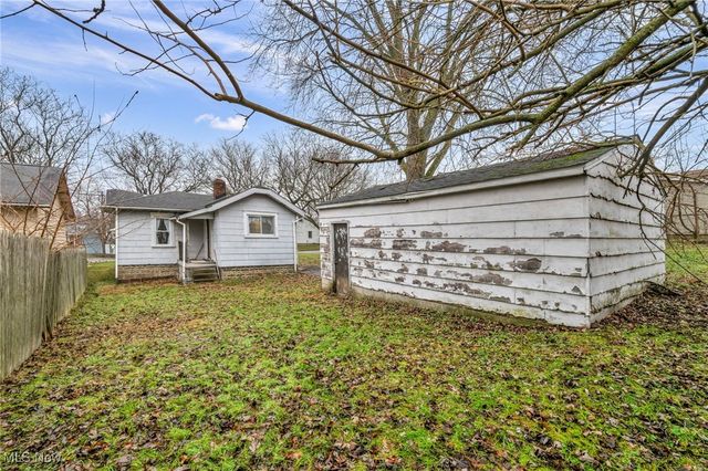 1296 Weiser Avenue, Akron, OH 44314