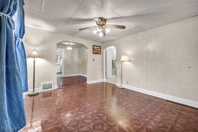 1296 Weiser Avenue, Akron, OH 44314