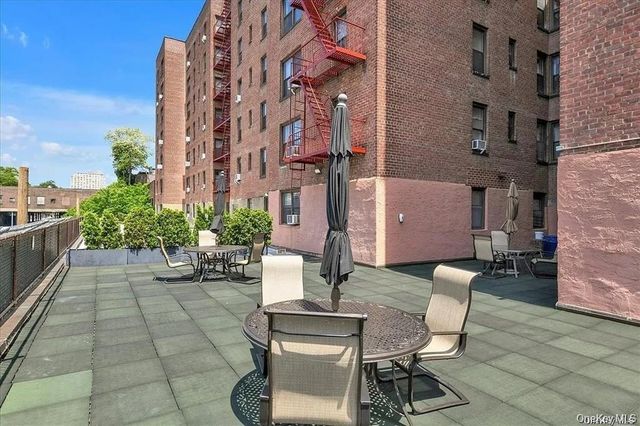 8340 Austin Street 7N, Kew Gardens, NY 11415