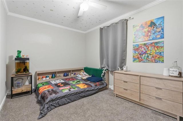 12200 Hollingsworth Road, Kansas City, KS 66109