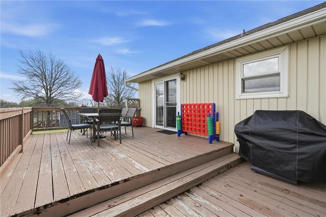 12200 Hollingsworth Road, Kansas City, KS 66109