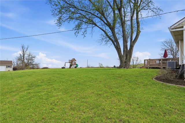 12200 Hollingsworth Road, Kansas City, KS 66109