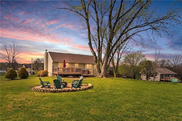 12200 Hollingsworth Road, Kansas City, KS 66109