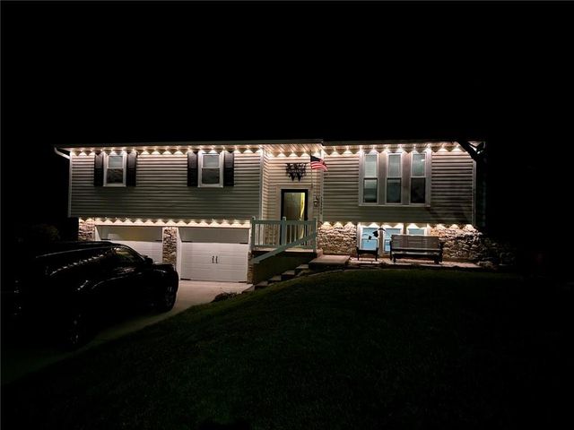 12200 Hollingsworth Road, Kansas City, KS 66109