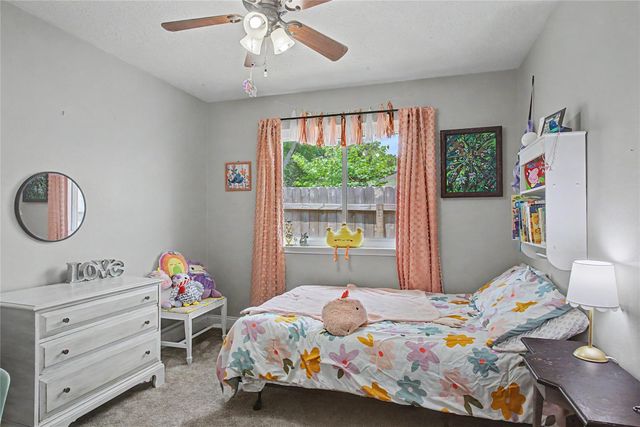 1730 Oak Valley Drive, Kemah, TX 77565