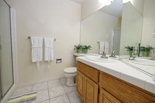 3705 Dillingham Ave, Modesto, CA 95357