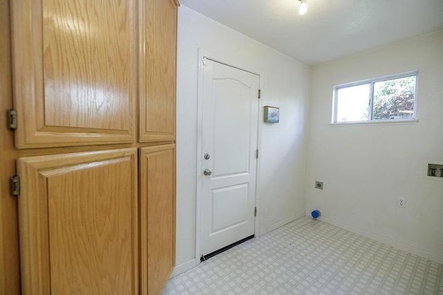 3705 Dillingham Ave, Modesto, CA 95357