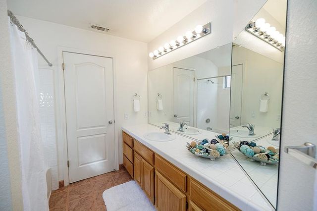 3705 Dillingham Ave, Modesto, CA 95357