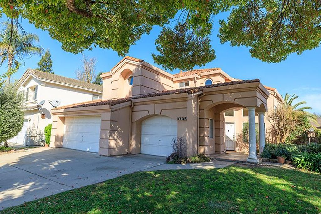 3705 Dillingham Ave, Modesto, CA 95357