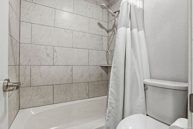 10303 Windburn Trail, Converse, TX 78109