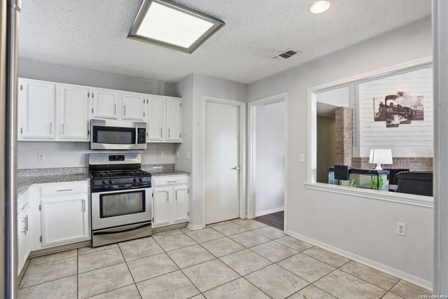 10303 Windburn Trail, Converse, TX 78109