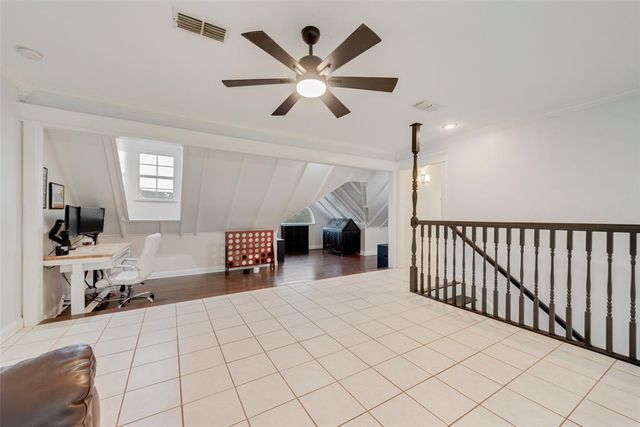 2100 Lakeridge Circle, Ennis, TX 75119