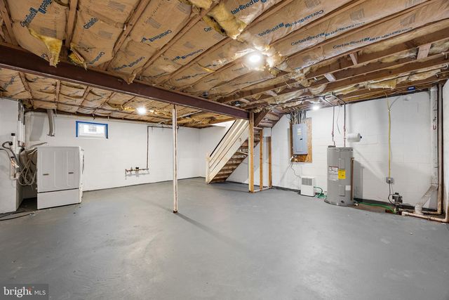 18 HARVEST DR, Thorndale, PA 19372