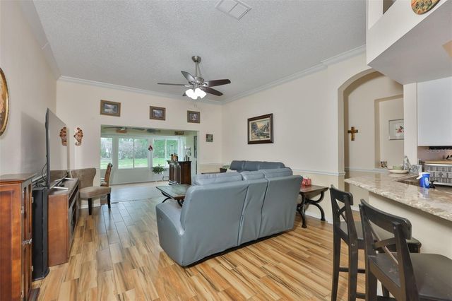 2249 WORTHINGTON GREENS DRIVE 6, Sun City Center, FL 33573