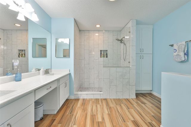 2249 WORTHINGTON GREENS DRIVE 6, Sun City Center, FL 33573