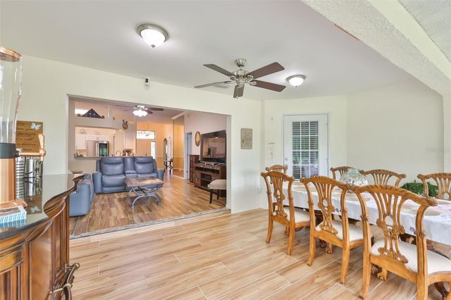 2249 WORTHINGTON GREENS DRIVE 6, Sun City Center, FL 33573