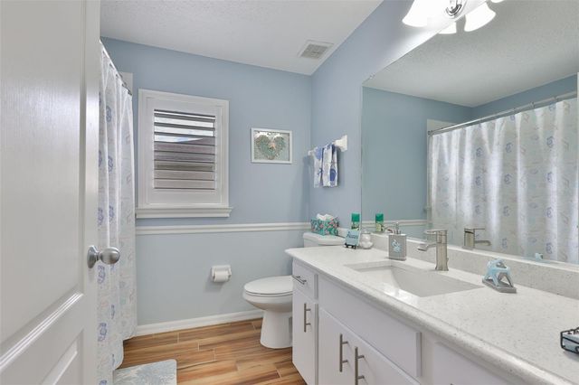 2249 WORTHINGTON GREENS DRIVE 6, Sun City Center, FL 33573