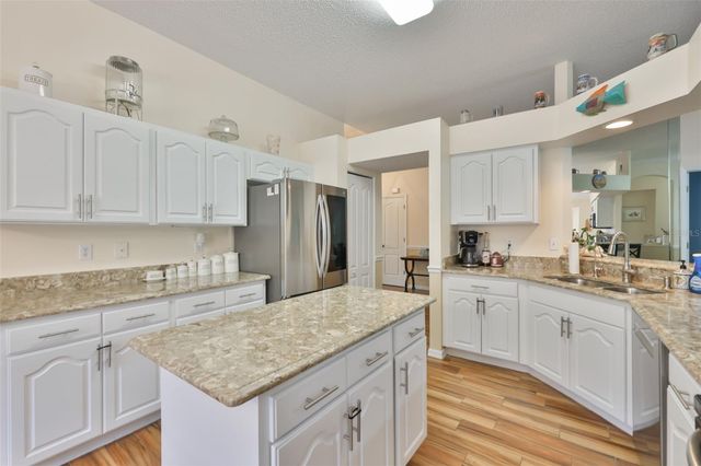 2249 WORTHINGTON GREENS DRIVE 6, Sun City Center, FL 33573