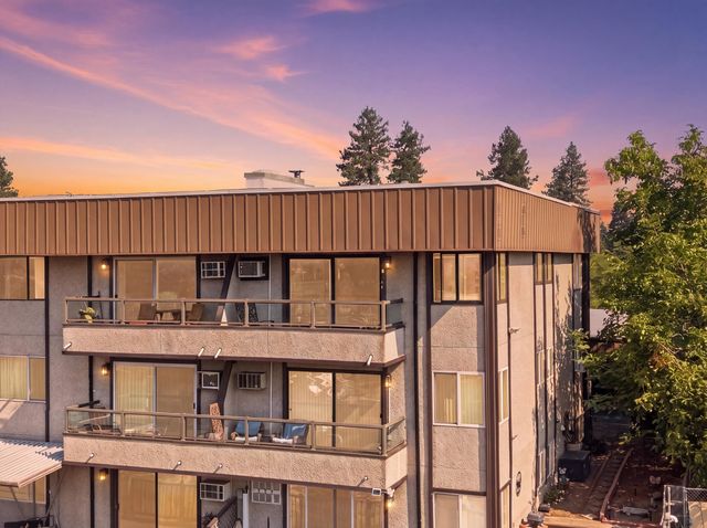 935 W Glass Ave, Spokane, WA 99205