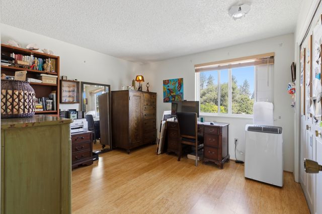 935 W Glass Ave, Spokane, WA 99205