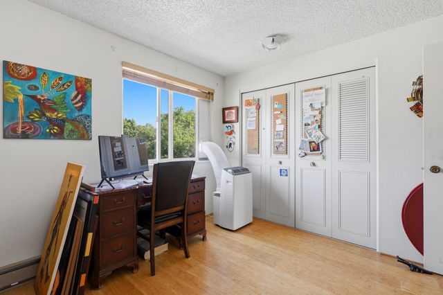 935 W Glass Ave, Spokane, WA 99205