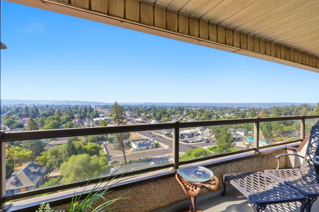 935 W Glass Ave, Spokane, WA 99205