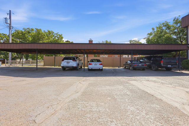 935 W Glass Ave, Spokane, WA 99205