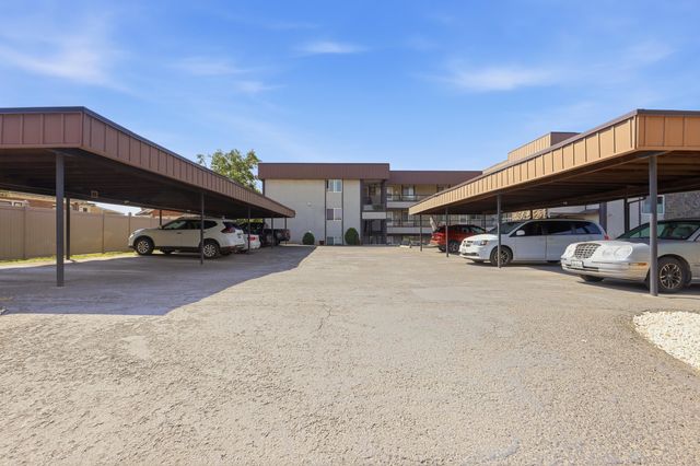 935 W Glass Ave, Spokane, WA 99205