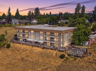 935 W Glass Ave, Spokane, WA 99205