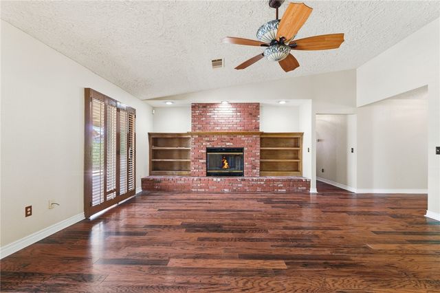 16385 Kamana Court, Apple Valley, CA 92307