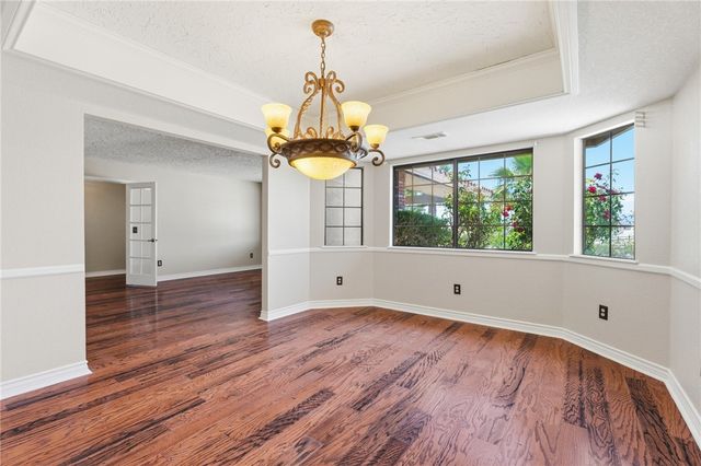 16385 Kamana Court, Apple Valley, CA 92307