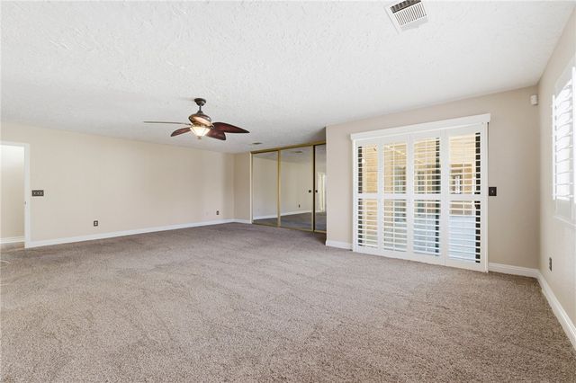 16385 Kamana Court, Apple Valley, CA 92307