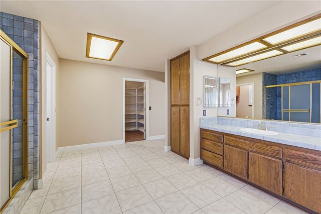 16385 Kamana Court, Apple Valley, CA 92307