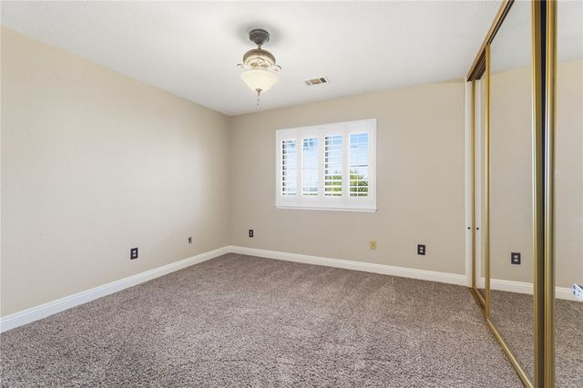 16385 Kamana Court, Apple Valley, CA 92307